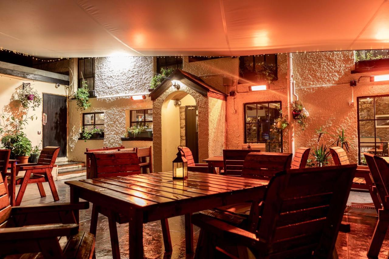 King'S Head Inn Лангенит Екстериор снимка