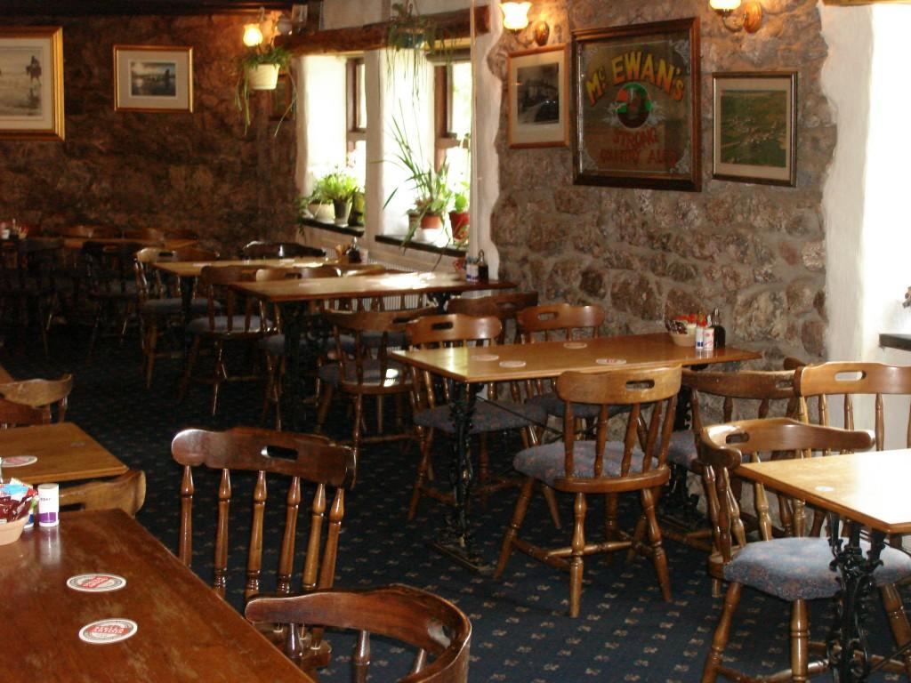 King'S Head Inn Лангенит Екстериор снимка